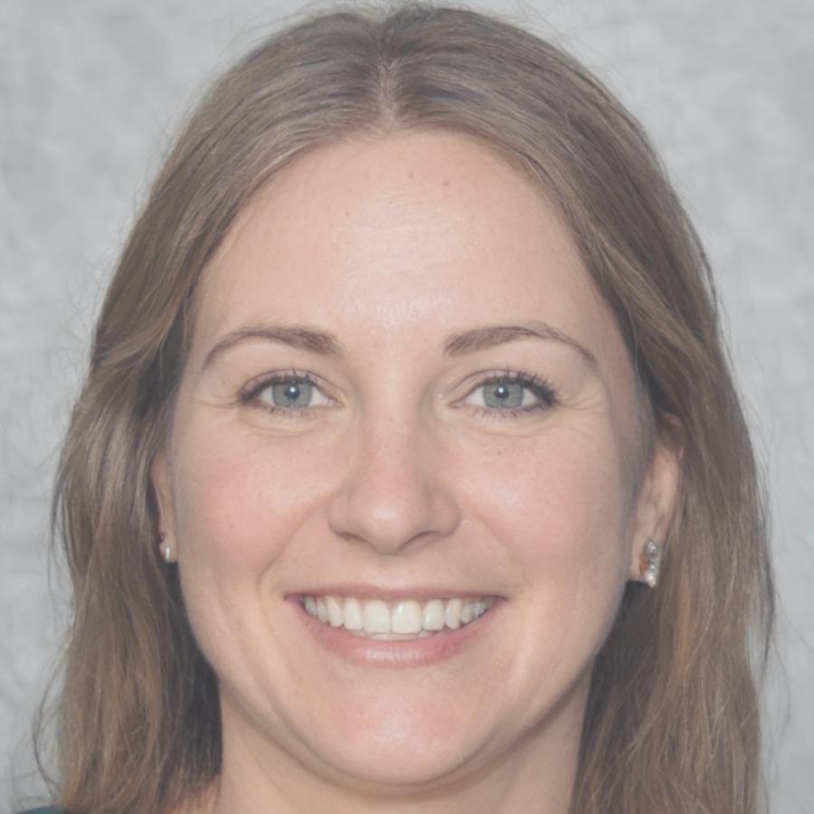 Indira Castellanos, Behavioural Finance Specialist